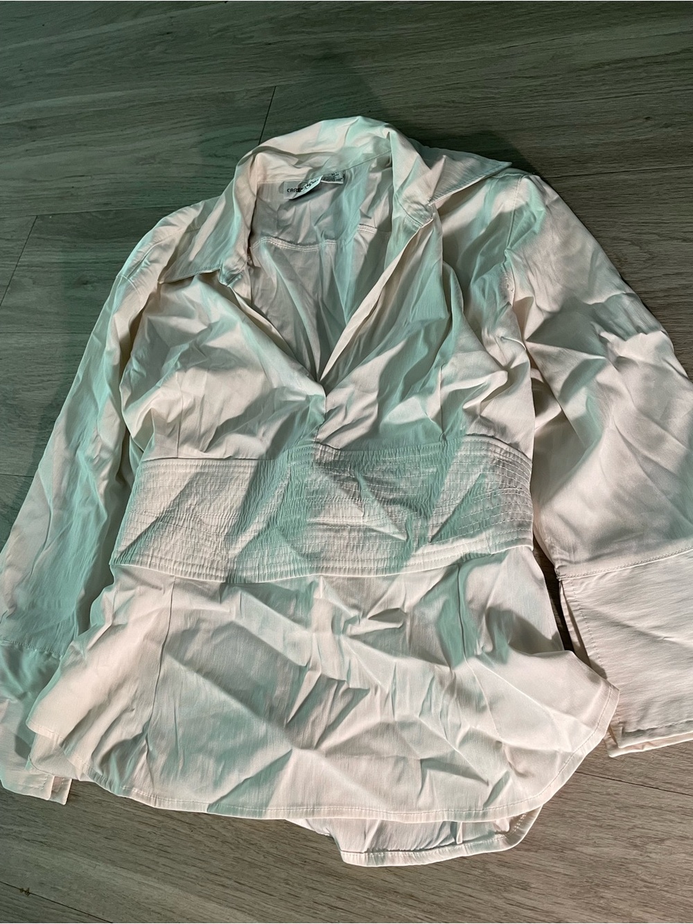 Caren Sport White V-Neck Long Sleeve Shirt